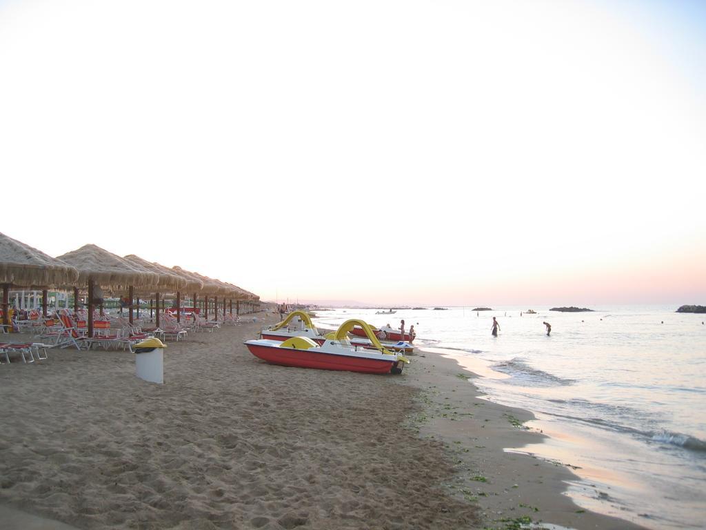 Apartamento Holiday Dreams Francavilla Al Mare Exterior foto
