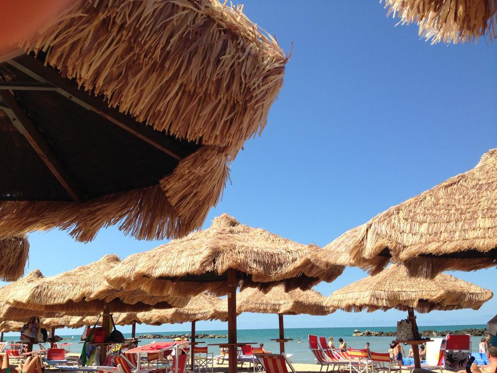 Apartamento Holiday Dreams Francavilla Al Mare Exterior foto