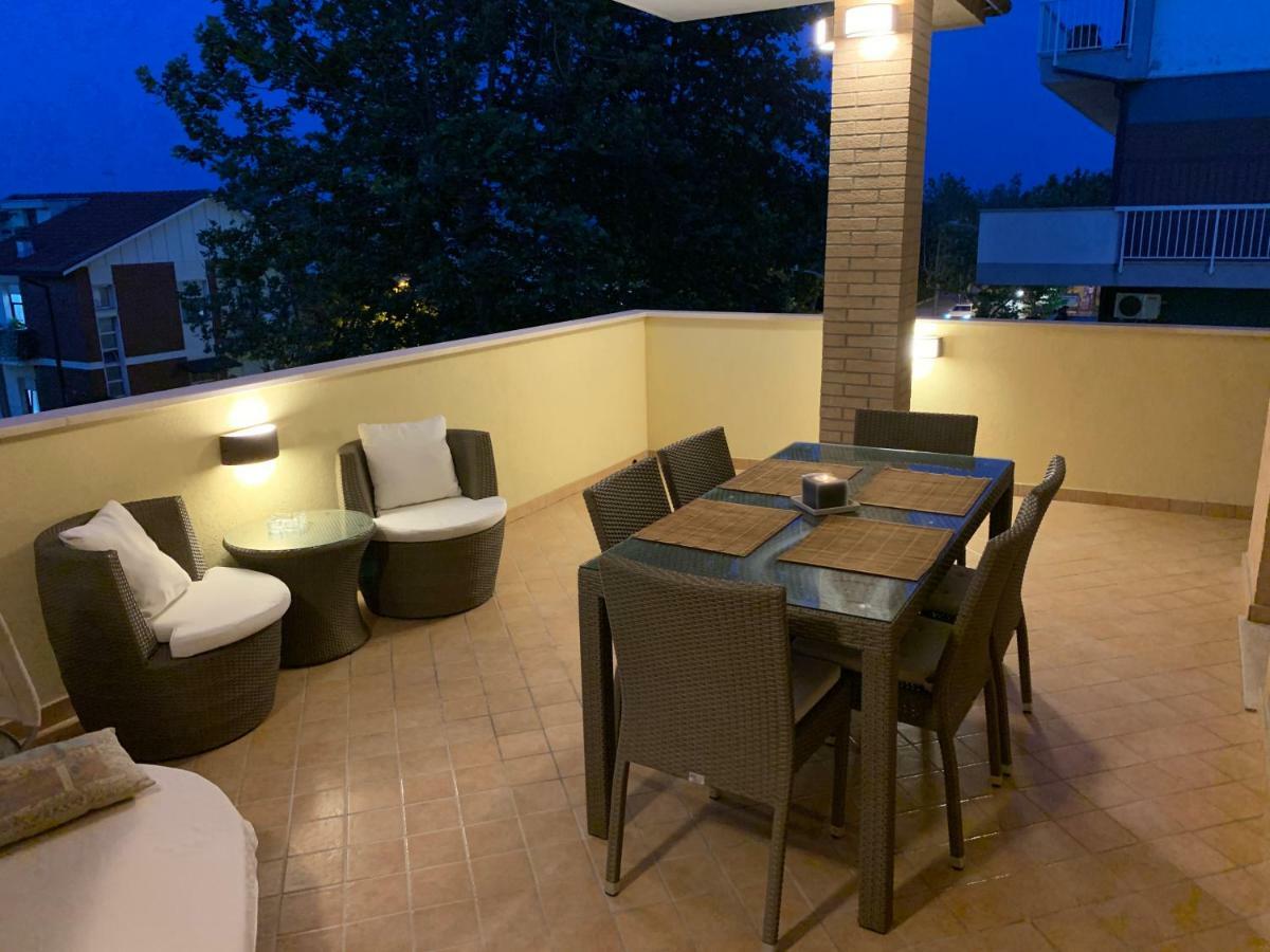 Apartamento Holiday Dreams Francavilla Al Mare Exterior foto
